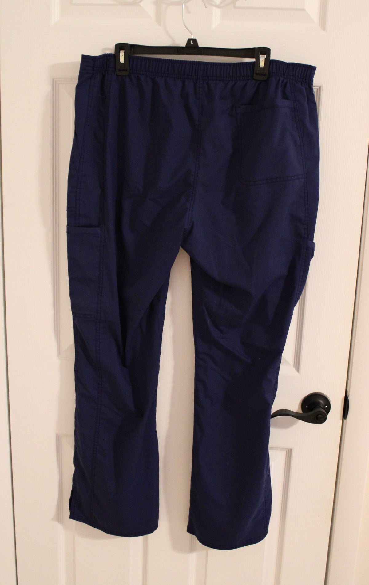 #168 Large Women's Cherokee scrub pants - navy
