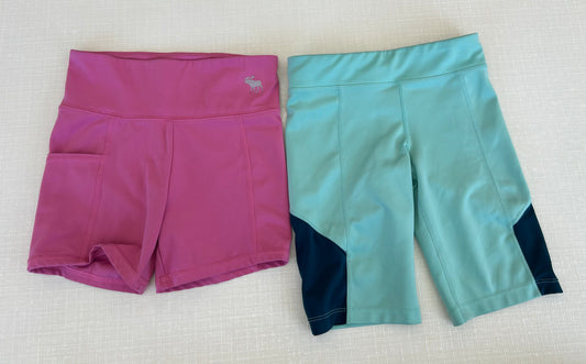 Biker shorts in size 9/10 small 45224