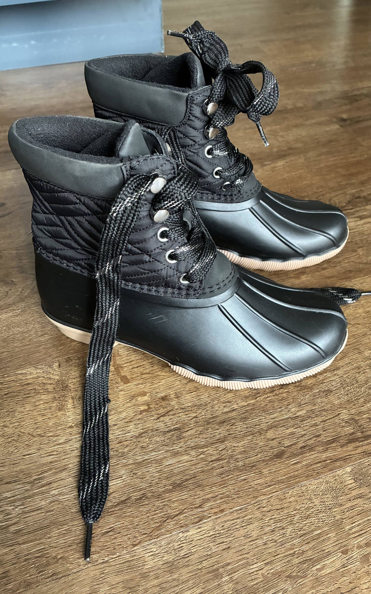 #126 VGUC Justice Black Duck Boots Girls 2