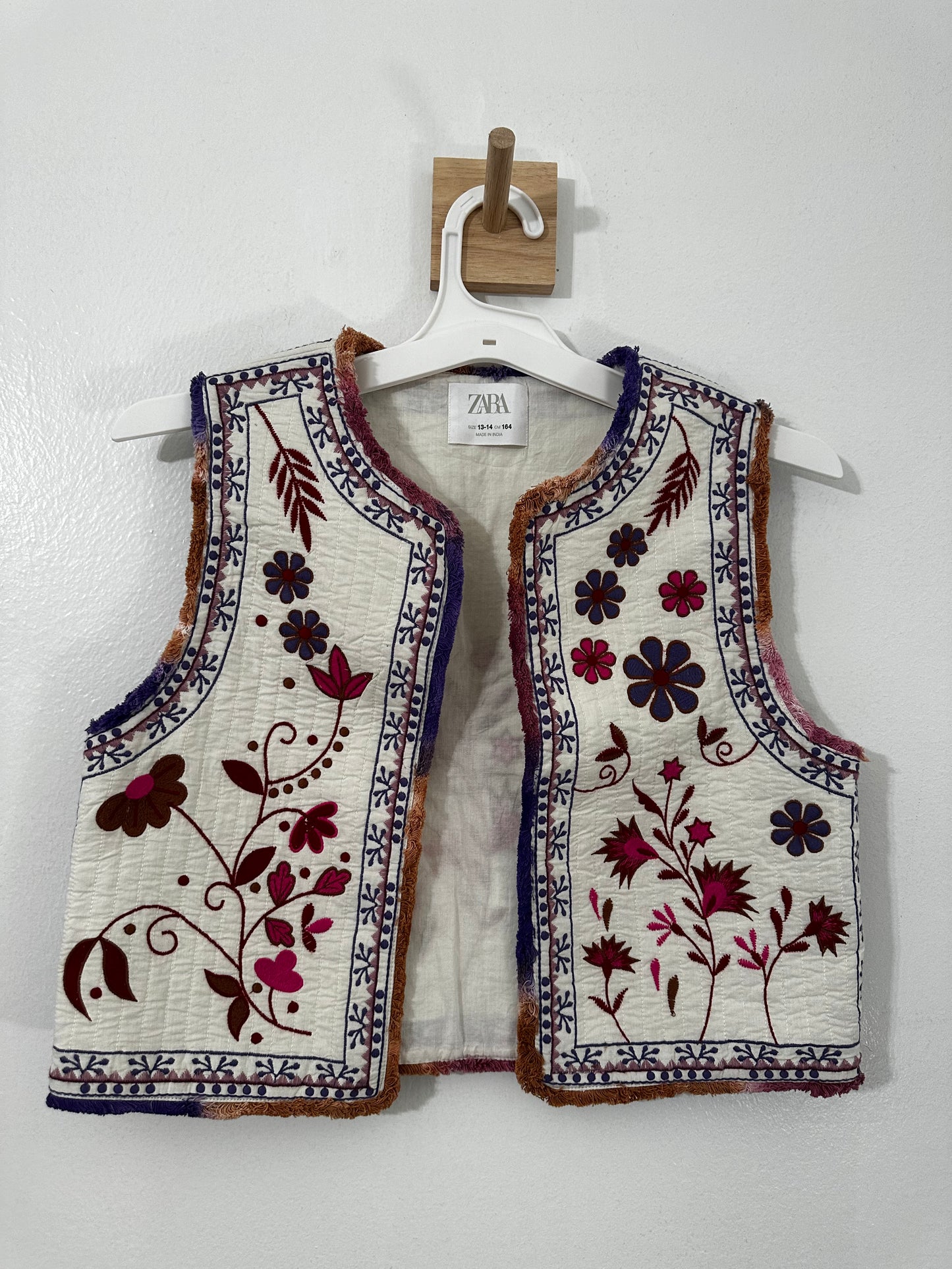 #111 Zara Kids Floral Vest Size 13-14 / 164