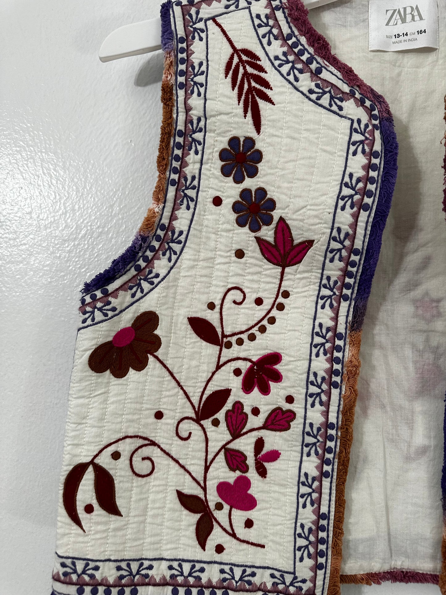#111 Zara Kids Floral Vest Size 13-14 / 164