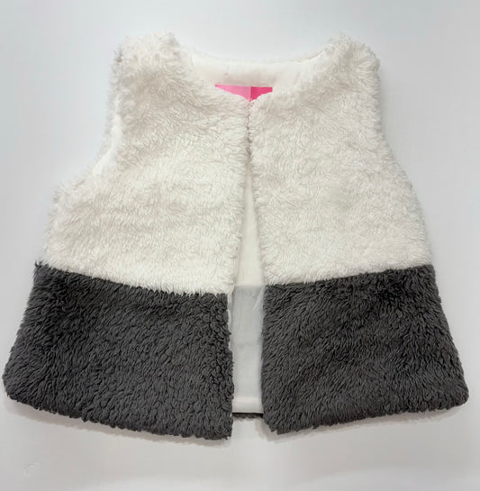 Seller 189 Girls 2-3T Goodlad Faux Fur Vest EUC