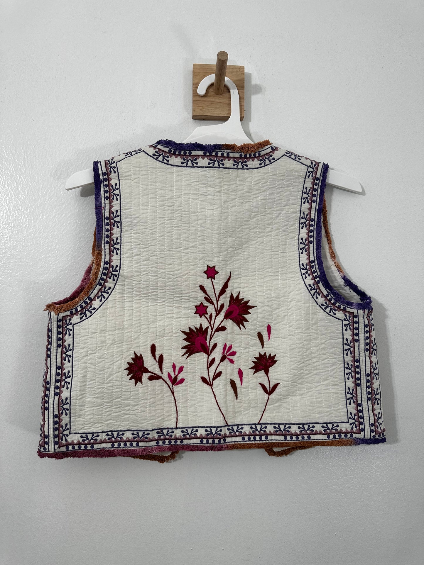 #111 Zara Kids Floral Vest Size 13-14 / 164