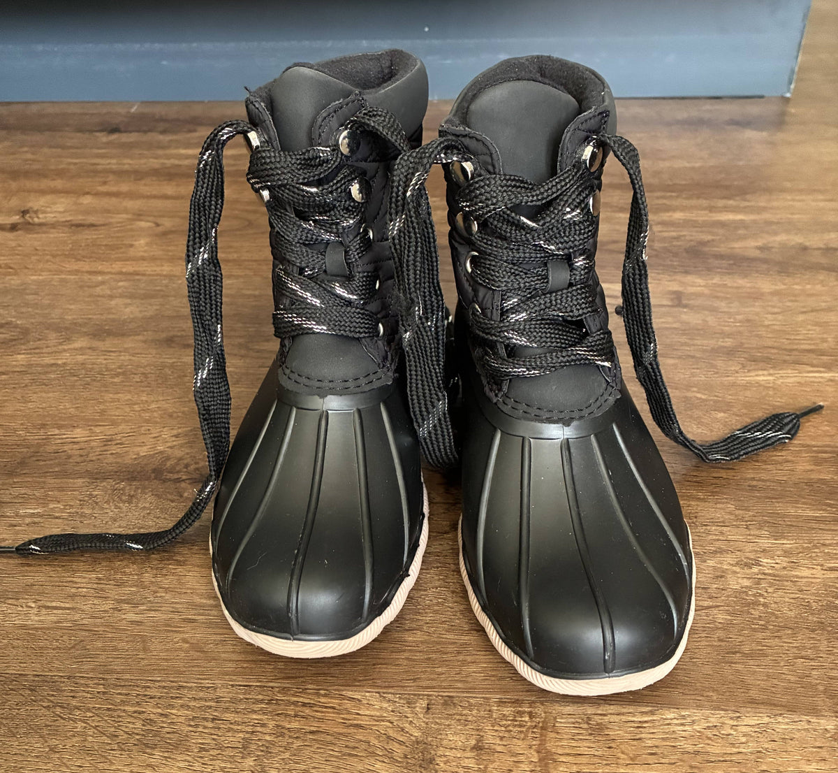 #126 VGUC Justice Black Duck Boots Girls 2
