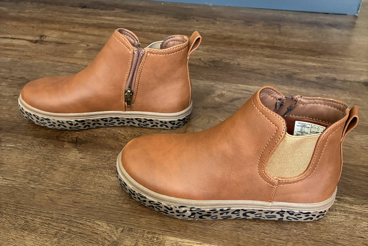 #126 EUC Land's End Brown Boots Girls 2