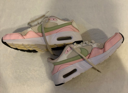 Seller #80 - Girls size 3.5Y Nike running shoes