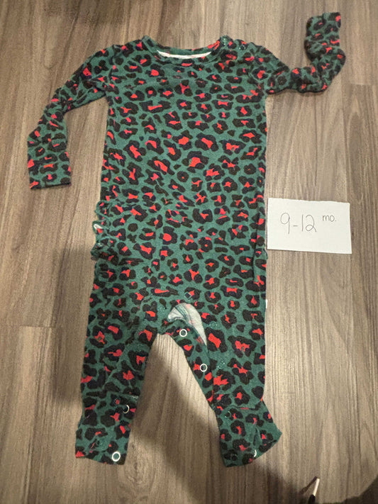 #138 - 9-12 Mo Posh Peanut (Bamboo) Christmas Leopard Romper GUC