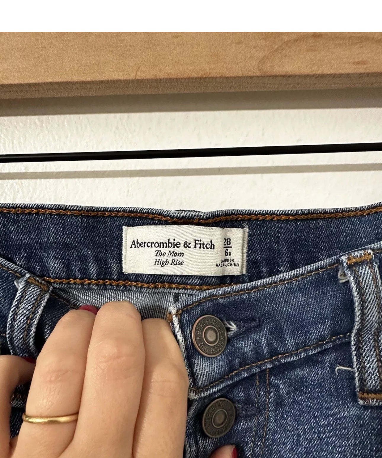 #111 Abercrombie & Fitch The Mom High Raise Jean Button Frayed Blue Jeans Size 28
