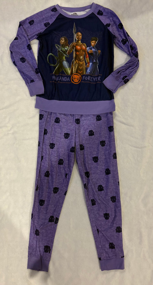 Seller #80 - Girls size L (10/12) fleece Wakanda Forever long sleeve pajamas *Reduced*