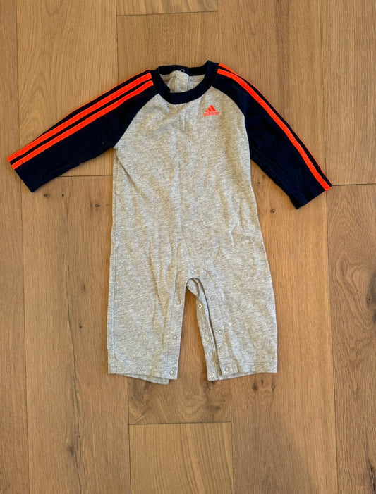 #21 • Boys • Adidas • 9 Months • EUC