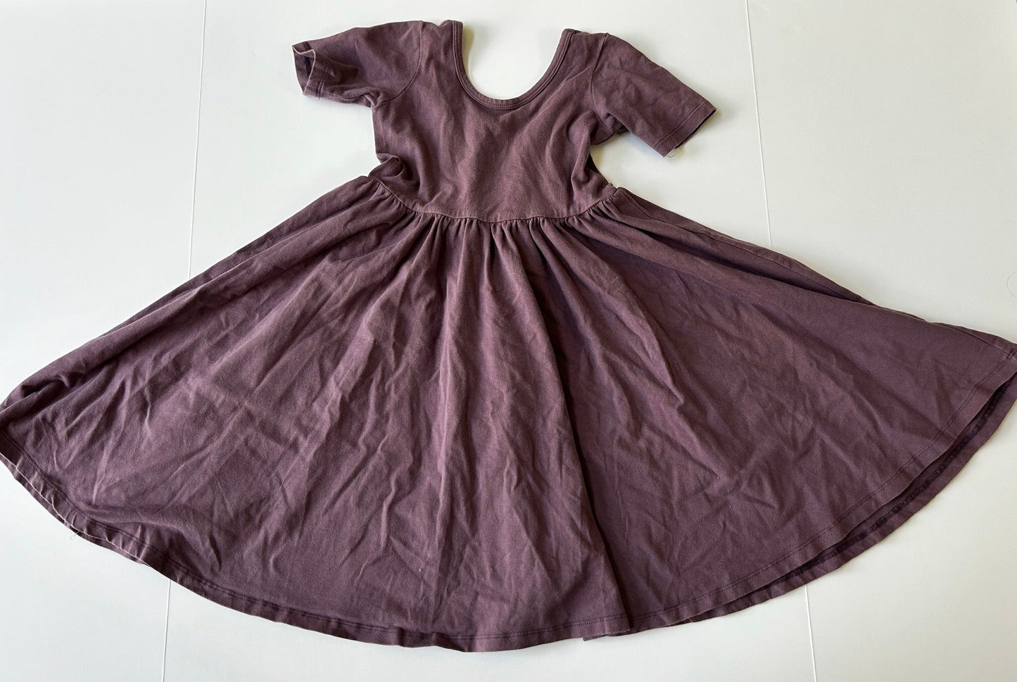 Seller #105 - Size 7 Girls Purple Alice and Ames Dress GUC