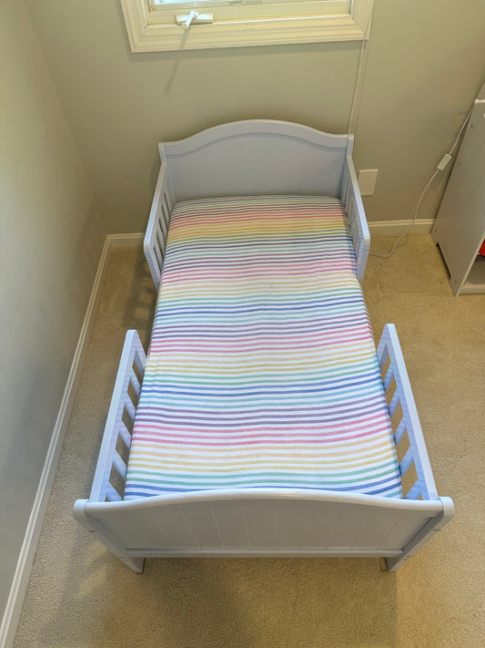 Honest Baby Rainbow Stripe Crib Mattress/Toddler Bed Fitted Sheet