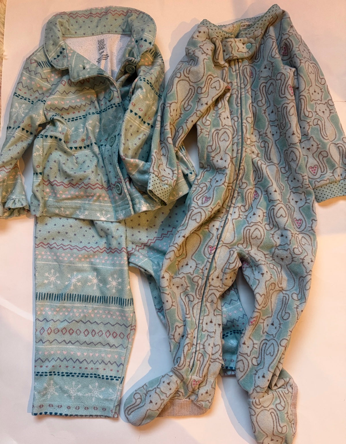 #170 Carters pajama bundle (2)— 2 piece flannel snowflake and zip up footie cats girls 12 months
