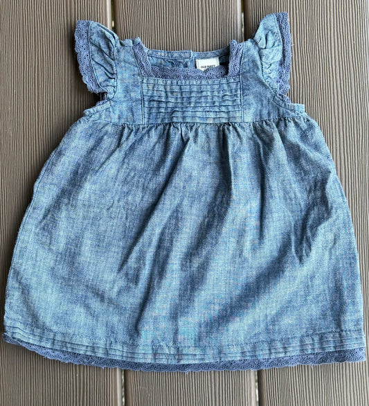 #28 REDUCED Old Navy Girls Chambray Top Size 3-6 m