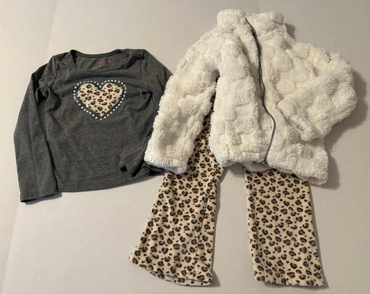#160 Girls size 6 Young Hearts 3 piece outfit with fuzzy jacket