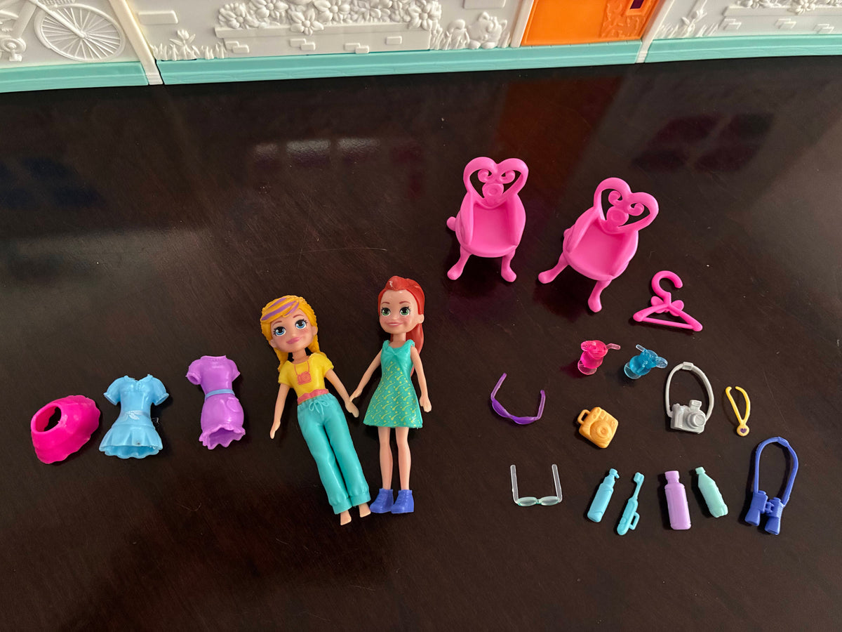 #126 Polly Pocket Poppin' Party Pad Playset