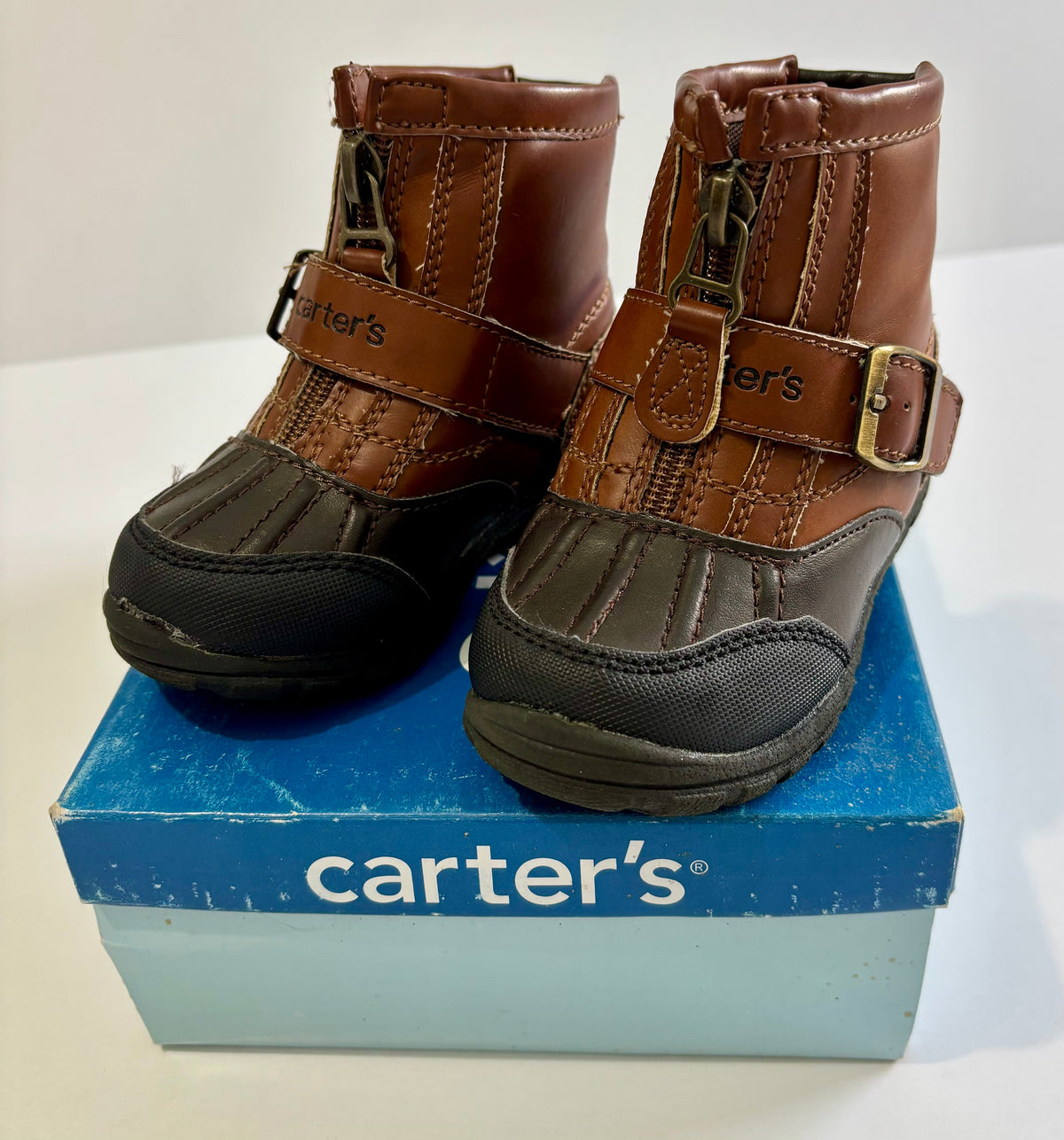 #132 - Carter's: Boy's Black/Brown Duck-Style Winter Boots - Size 5 - NEW