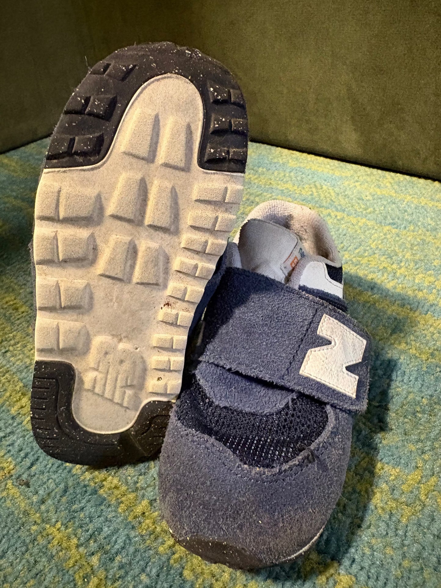 #Reduced 35 New Balance Size 9