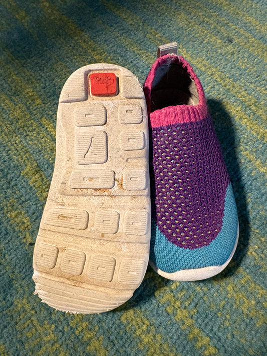 #35 Reduced See Kai Run size 7