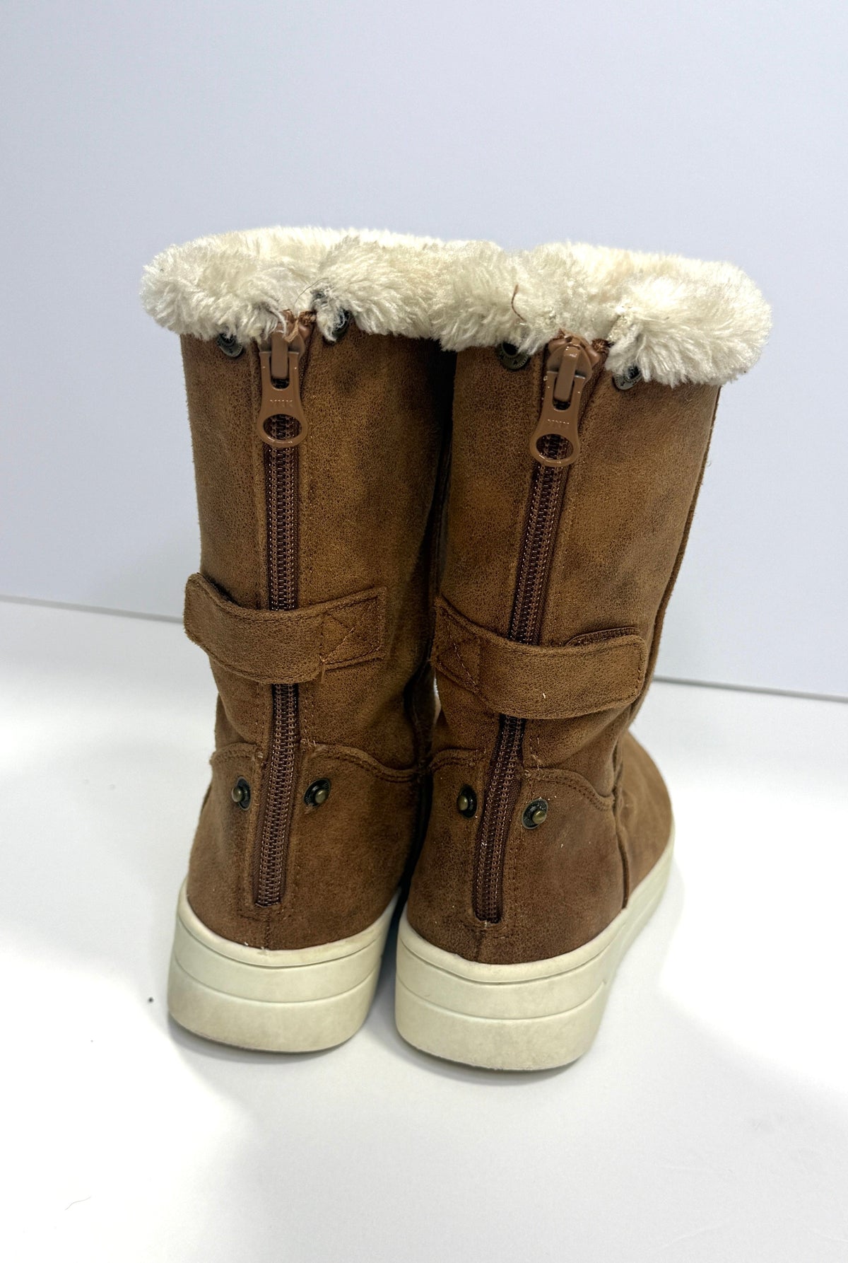 155 Girls Cat and Jack Size 1 Mid Calf Boots