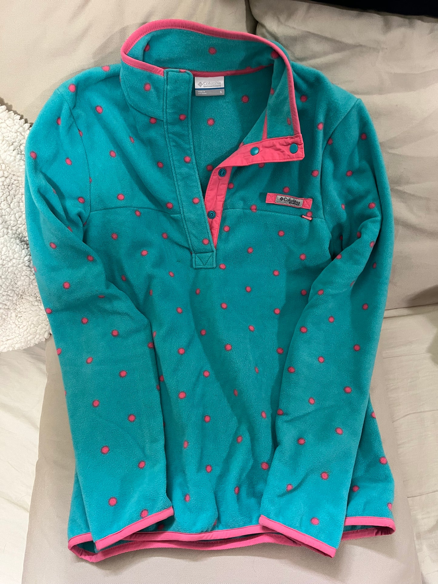 Seller 73A: VGUC Women's Teal with Pink Dot Fleece Pullover Columbia PFG - S