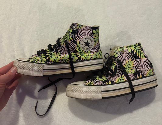 Seller # 80 - Girls size 3 high-top Converse shoes