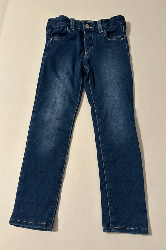 #160 Girls 5T Cat and Jack jeggings