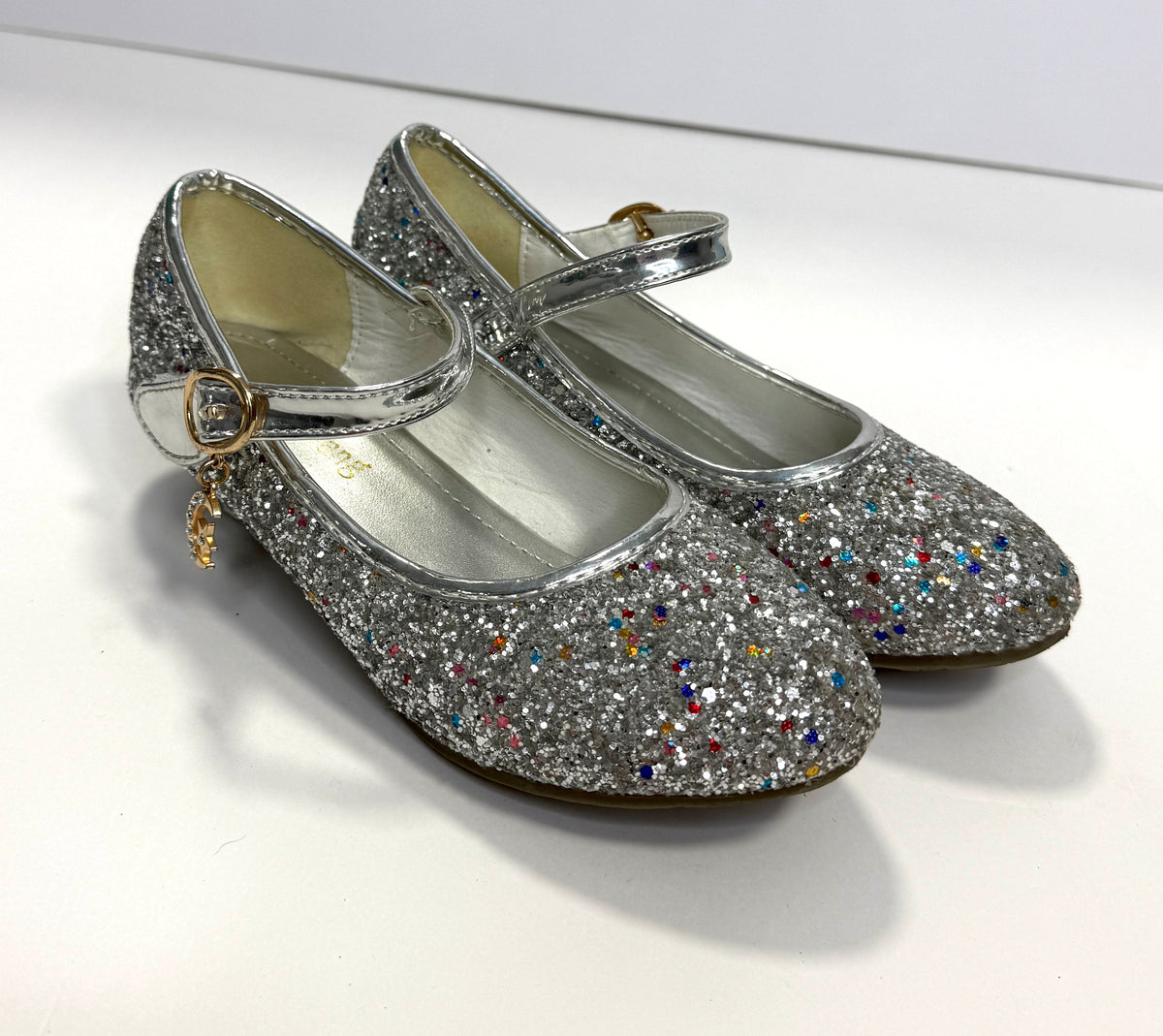 155 Girls Size 1 Silver Glitter Kitten Heels (see last picture and description)