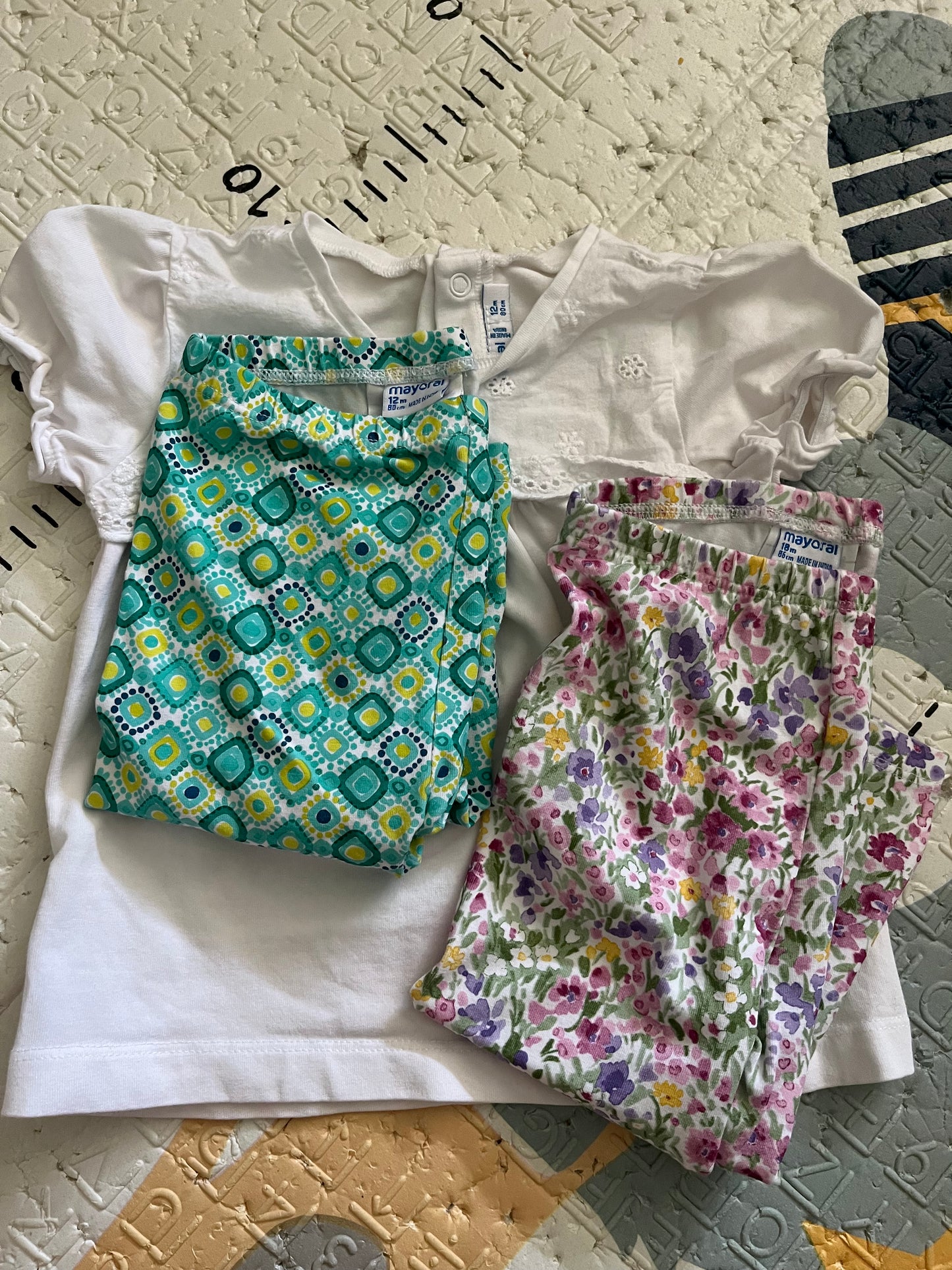 Seller 73A: EUC Mayoral 12-18M bundle - Multicolored  - Girl