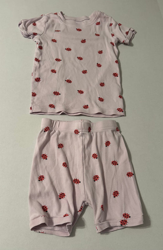 #160 Girls 5T Old Navy pjs