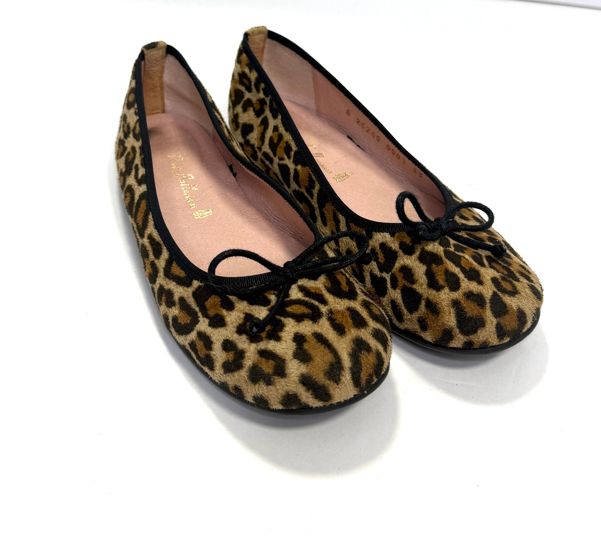 155 Girls Leopard Print Ballet Flats Size 33 (this is a 1.5/2)