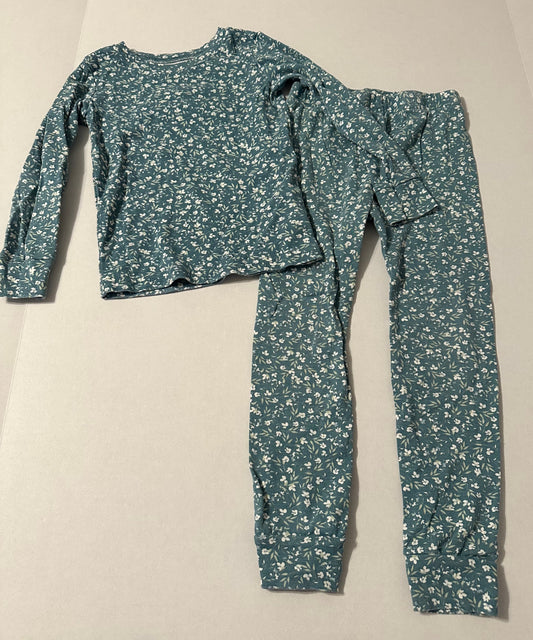 #160 Girls 5T Old Navy pjs
