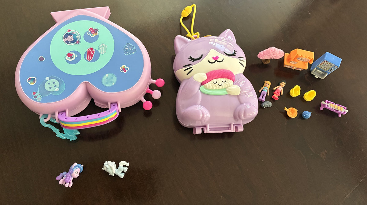 #126 Polly Pocket Sushi Shop Cat Compact and My Little Pony Mini World Magic Compact