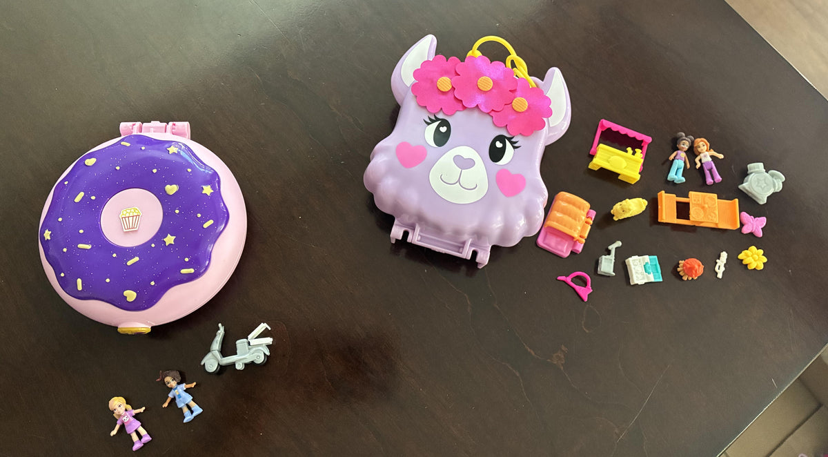 #126 Polly Pocket Donut Pajama Party Compact and Camp Adventure Llama Compact