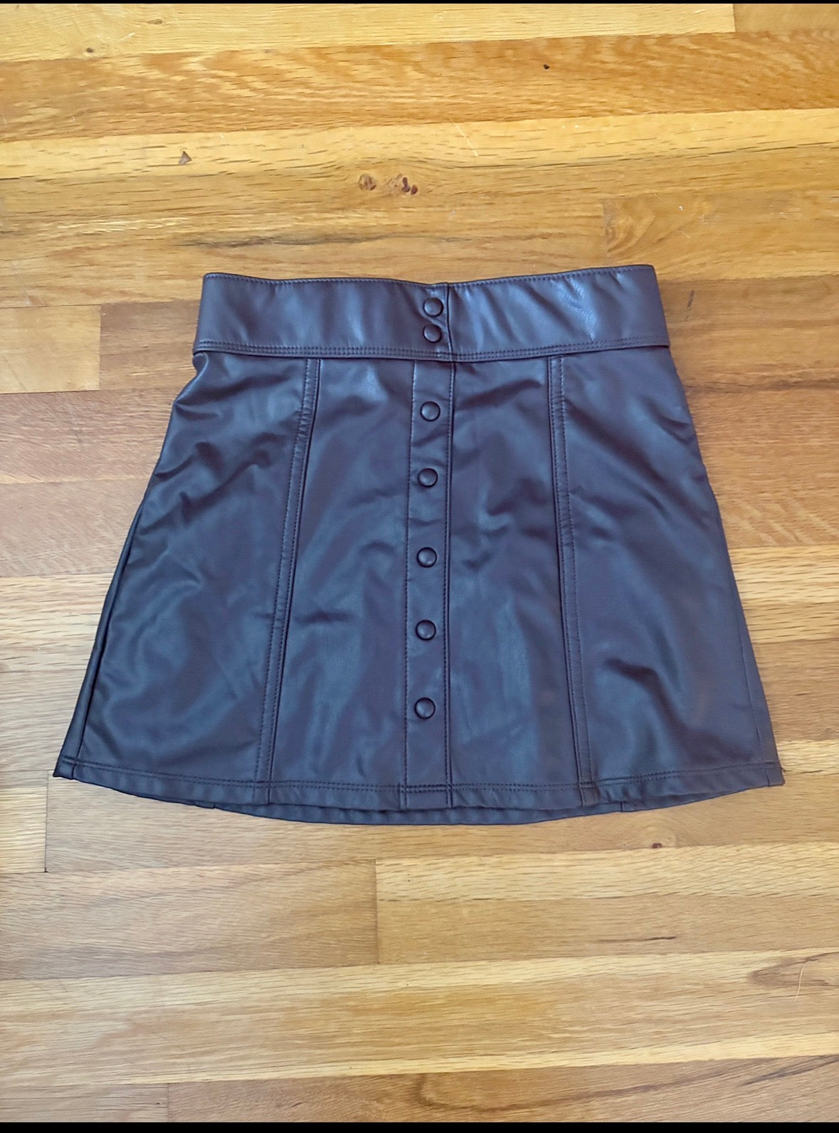 #116 Girls Abercrombie brown pleather skirt size 7-8