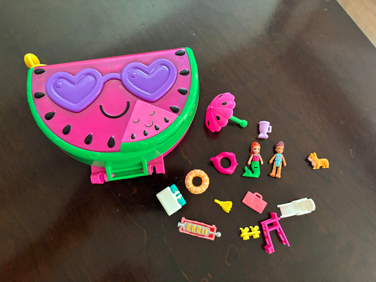 #126 Polly Pocket Candy Cutie Gumball Compact and Watermelon Pool Party Compact