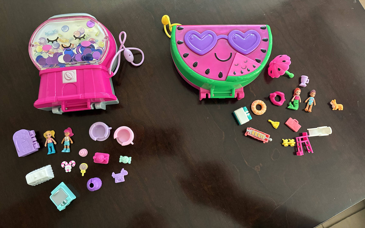 #126 Polly Pocket Candy Cutie Gumball Compact and Watermelon Pool Party Compact