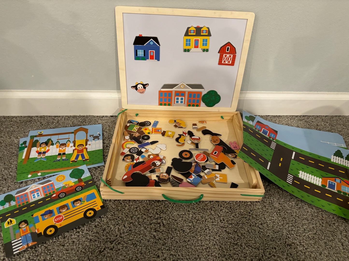 Melissa & Doug Wooden Magnetic Picture Game With Magnets and Scene Cards
