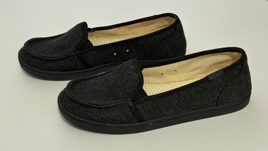 #132: REDUCED - Roxy: Minnow Slip-on Women's Shoes, Size 6.5 - NWT