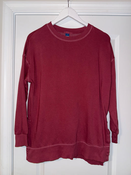 #106: Women's S (Oversized Fit) Old Navy Red Sweatshirt