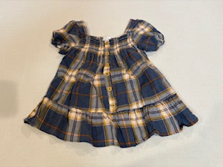 #25 Girls size 5 Tahari short sleeve plaid shirt