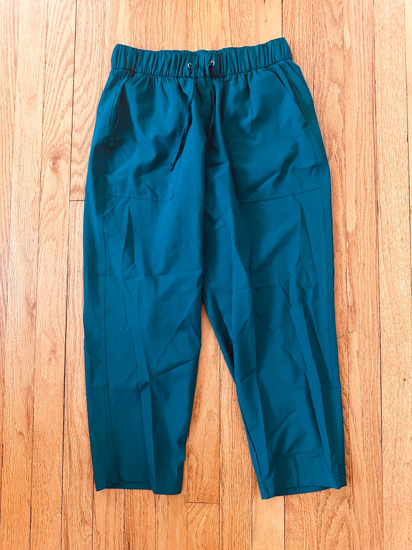 #94 Old Navy Active Stretch Tech - Women's S - EUC