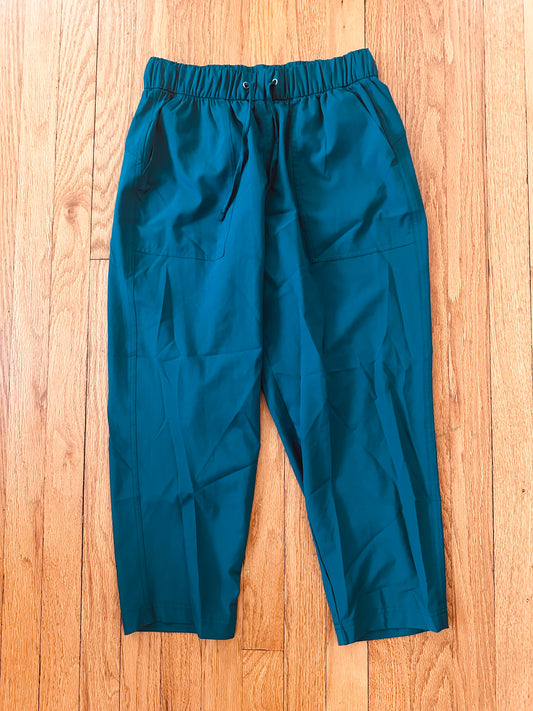 #94 Old Navy Active Stretch Tech - Women's S - EUC