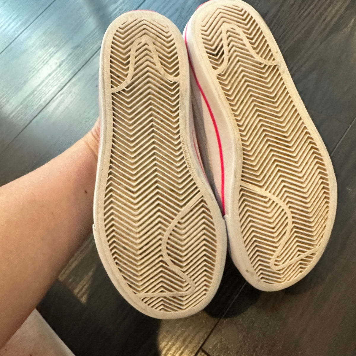 #48 Nike Sneakers 13