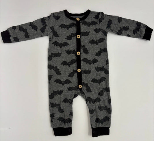#132 - REDUCED - Black/Grey Halloween Bat Romper, 12M