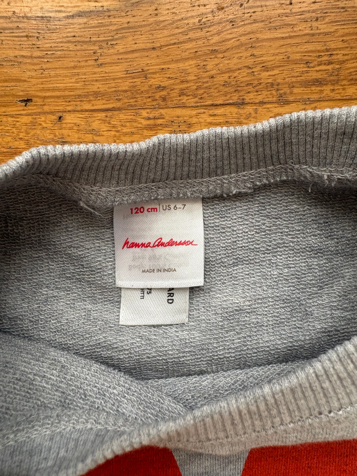 #116 Hanna Andersson girls heart sweatshirt 6-7