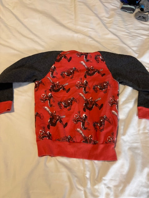 #210 Marvel Boys Sweatshirt Spiderman Size 4T