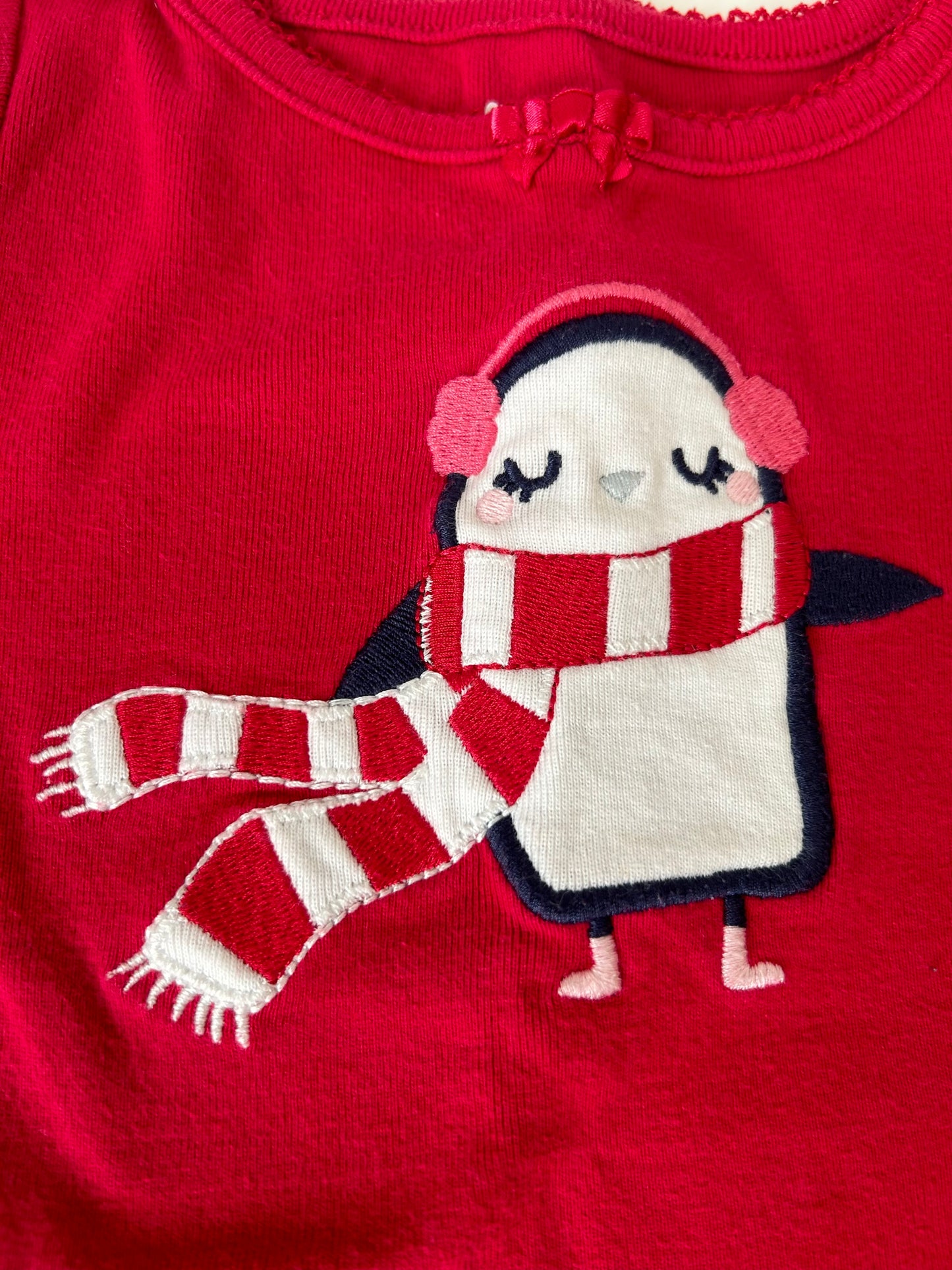 45242 Girls 12-18 months Gymboree red and white stripe penguin pajamas