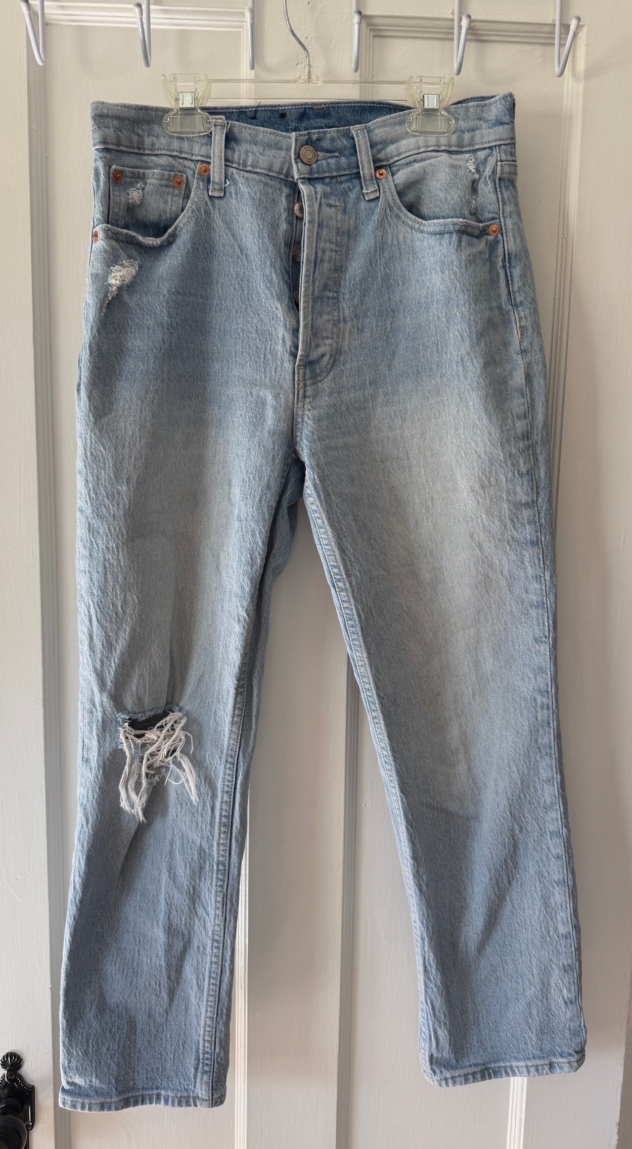 Seller #8 REDUCED women’s gap jeans size 28