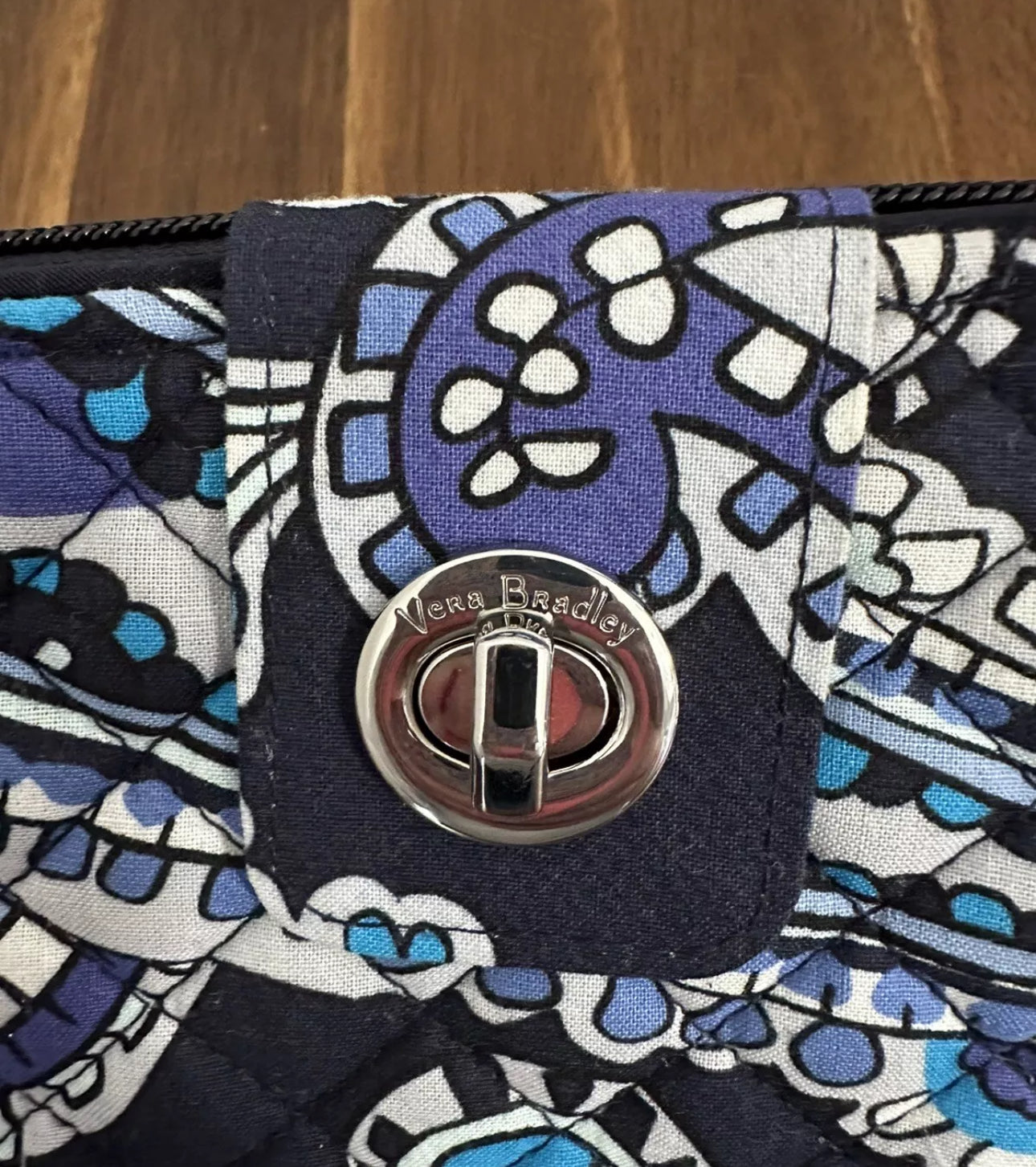 #111 VERA BRADLEY Iconic RFID Turnlock Zip Around Wallet - Deep Night Paisley - NWT